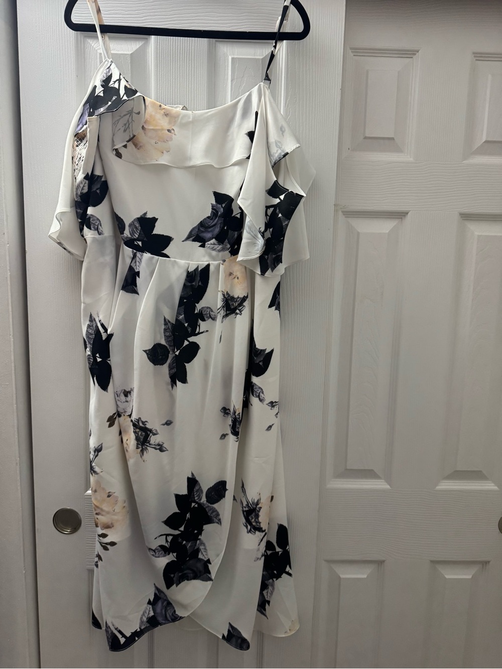 City Chic White Floral High-Low Midi Dress with Black Accents